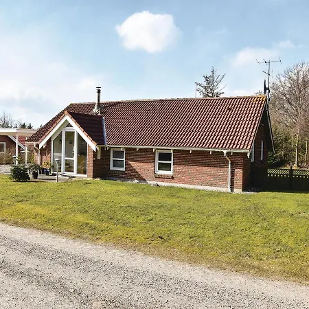 Three-bedroom Holiday In Ulfborg * Fjand Gårde